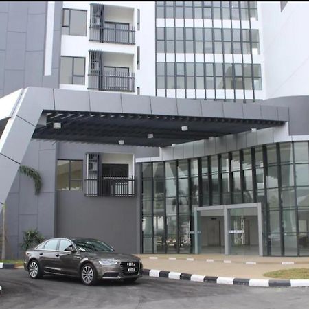 Swiss Garden Residence Sunrise Kampung Sungai Karang Exterior foto